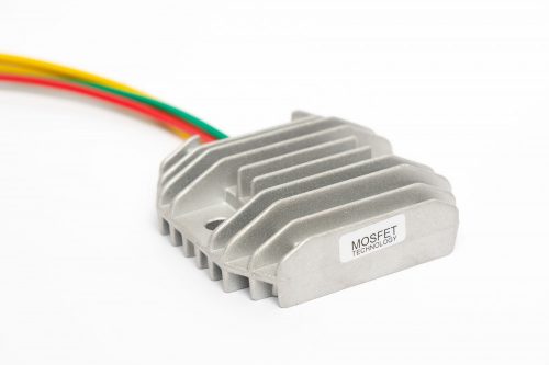 Třífázový mosfetový regulátor napětí 12 v